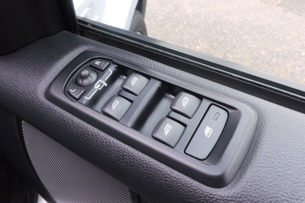 Used Land Rover Discovery 2011 for sale - 77724771: Photo 19