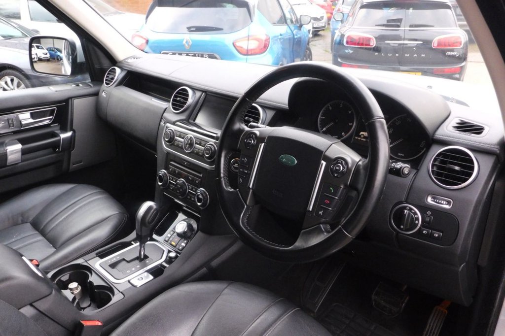 Used Land Rover Discovery 2011 for sale - 77724771: Photo 4