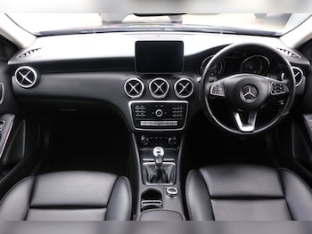 Used Mercedes-Benz A-Class 2017 for sale - 78930618: Photo