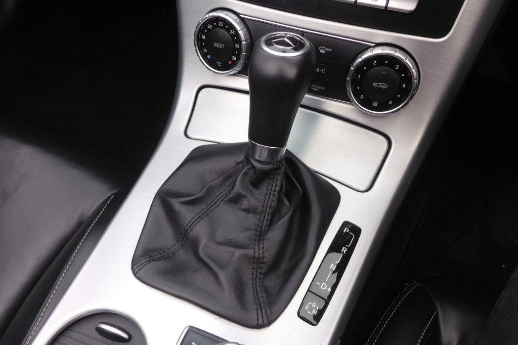 Used Mercedes-Benz SLK 2012 for sale - 77724775: Photo 18