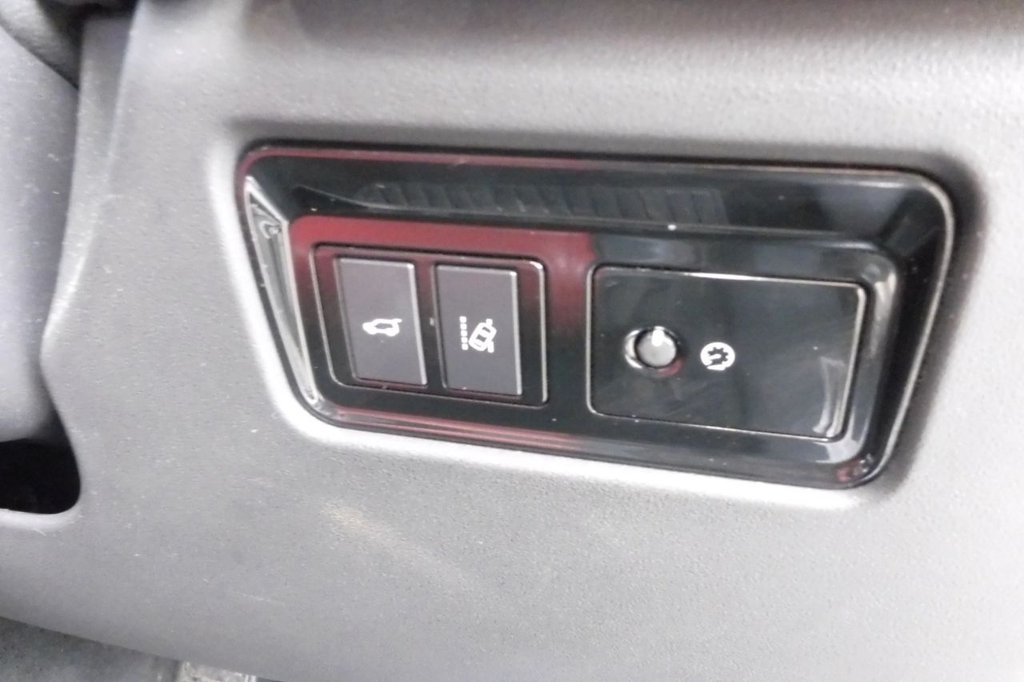 Used Jaguar F-Pace 2017 for sale - 77952414: Photo 26