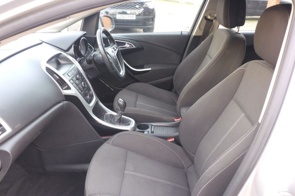 Used Vauxhall Astra 2012 for sale - 77952616: Photo 25