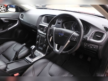 Used Volvo V40 2015 for sale - 78931238: Photo
