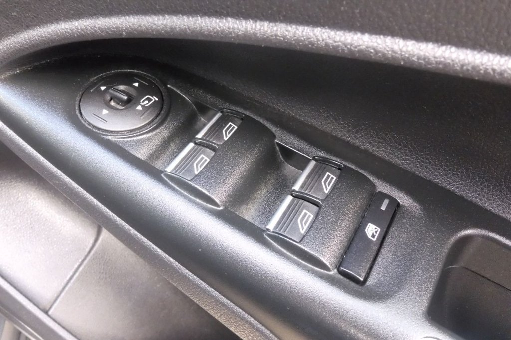 Used Ford Grand Tourneo Connect 2017 for sale - 78110308: Photo 21