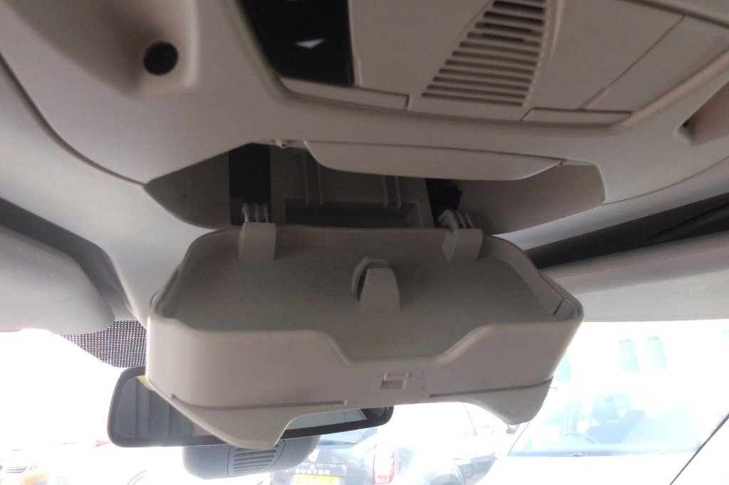 Used Ford Grand Tourneo Connect 2017 for sale - 78110308: Photo 26