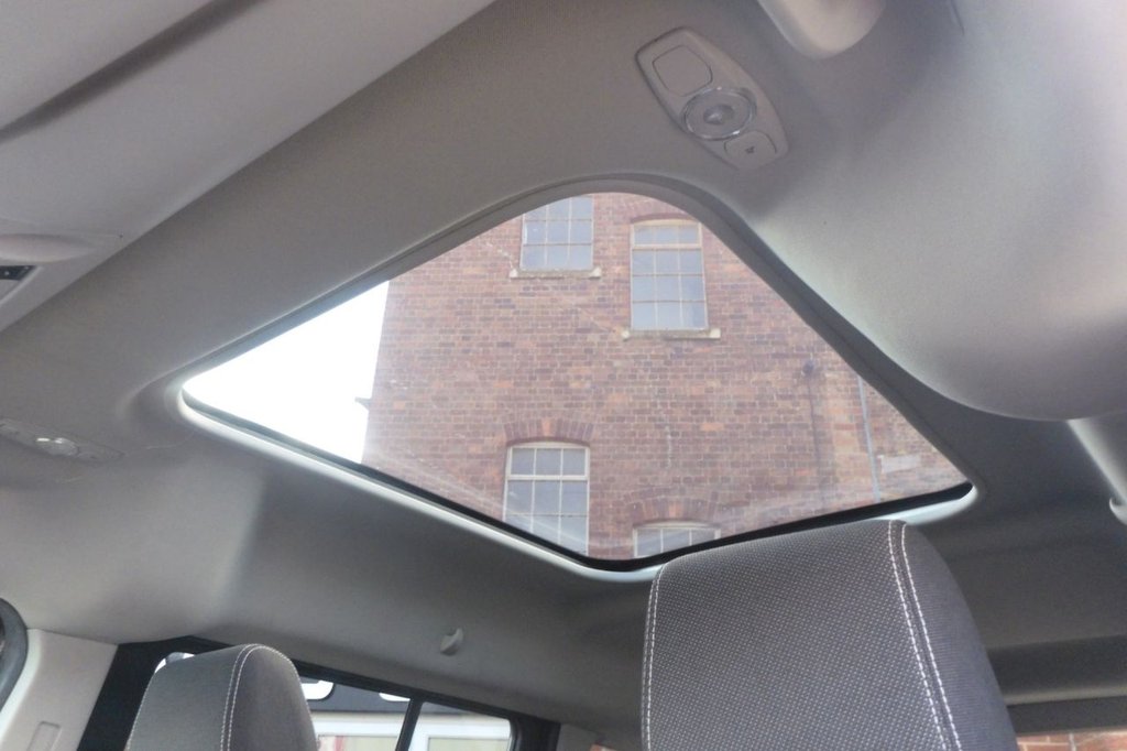 Used Ford Grand Tourneo Connect 2017 for sale - 78110308: Photo 27