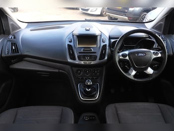 Used Ford Grand Tourneo Connect 2017 for sale - 78110308: Photo