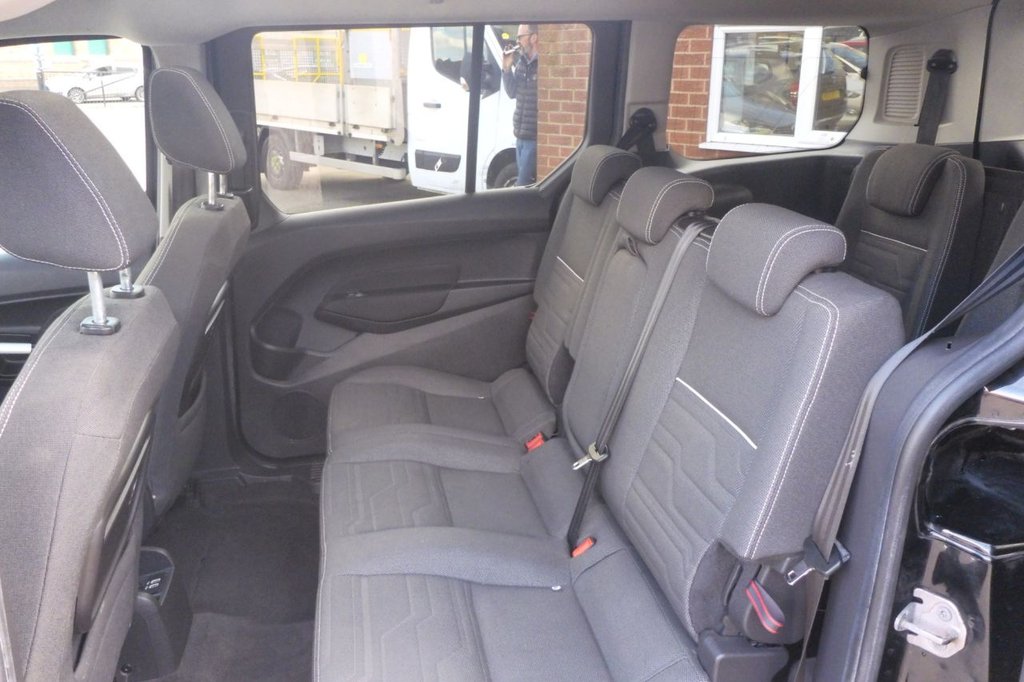 Used Ford Grand Tourneo Connect 2017 for sale - 78110308: Photo 32