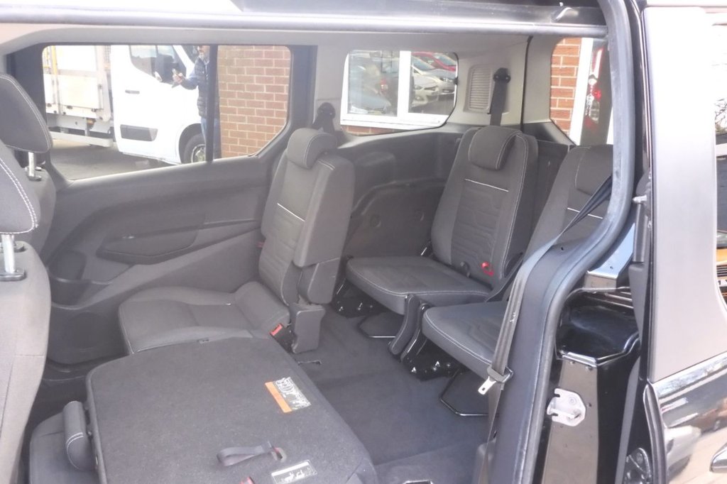 Used Ford Grand Tourneo Connect 2017 for sale - 78110308: Photo 33