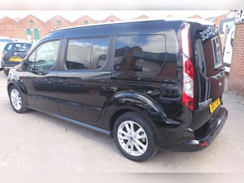 Used Ford Grand Tourneo Connect 2017 for sale - 78110308: Photo
