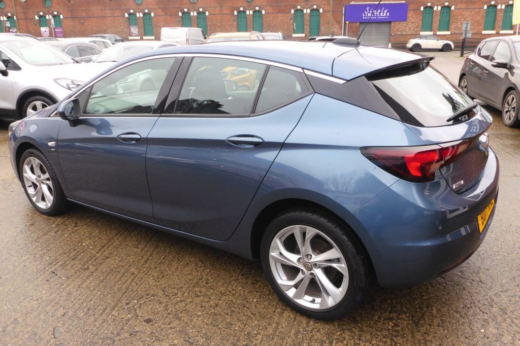Used Vauxhall Astra 2017 for sale - 77724793: Photo 11
