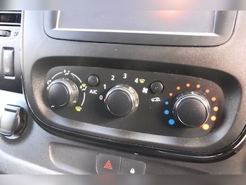 Used Vauxhall Vivaro 2019 for sale - 77820484: Photo