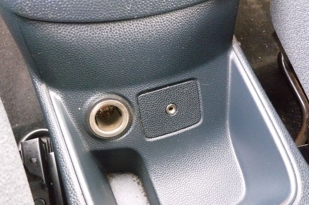 Used Ford Fiesta 2010 for sale - 77724770: Photo 24