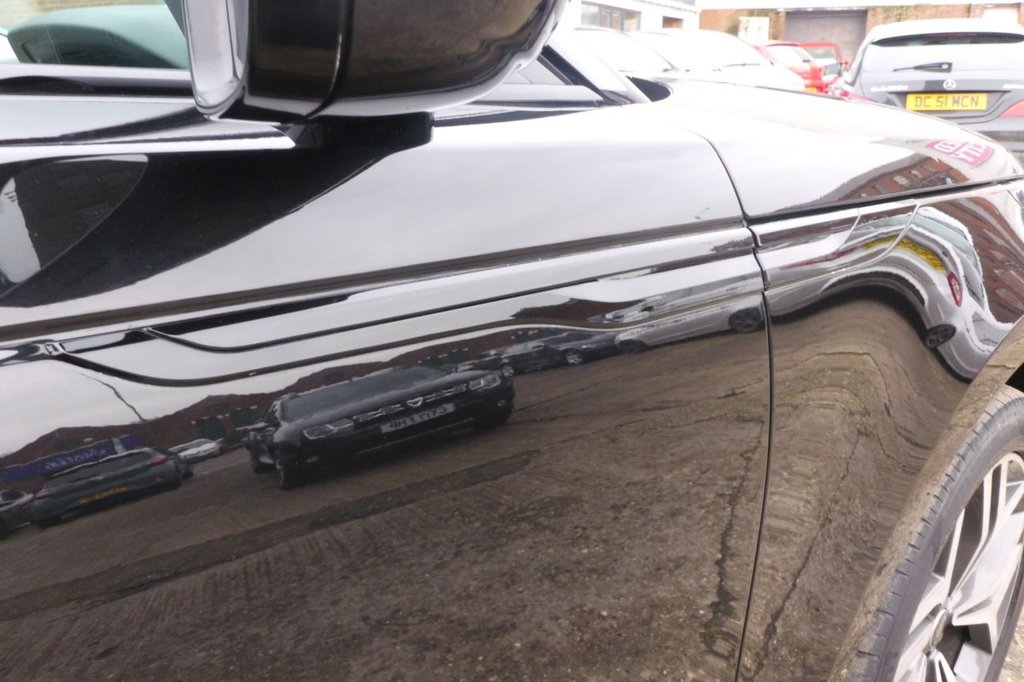 Used Land Rover Range Rover Velar 2017 for sale - 77724789: Photo 15