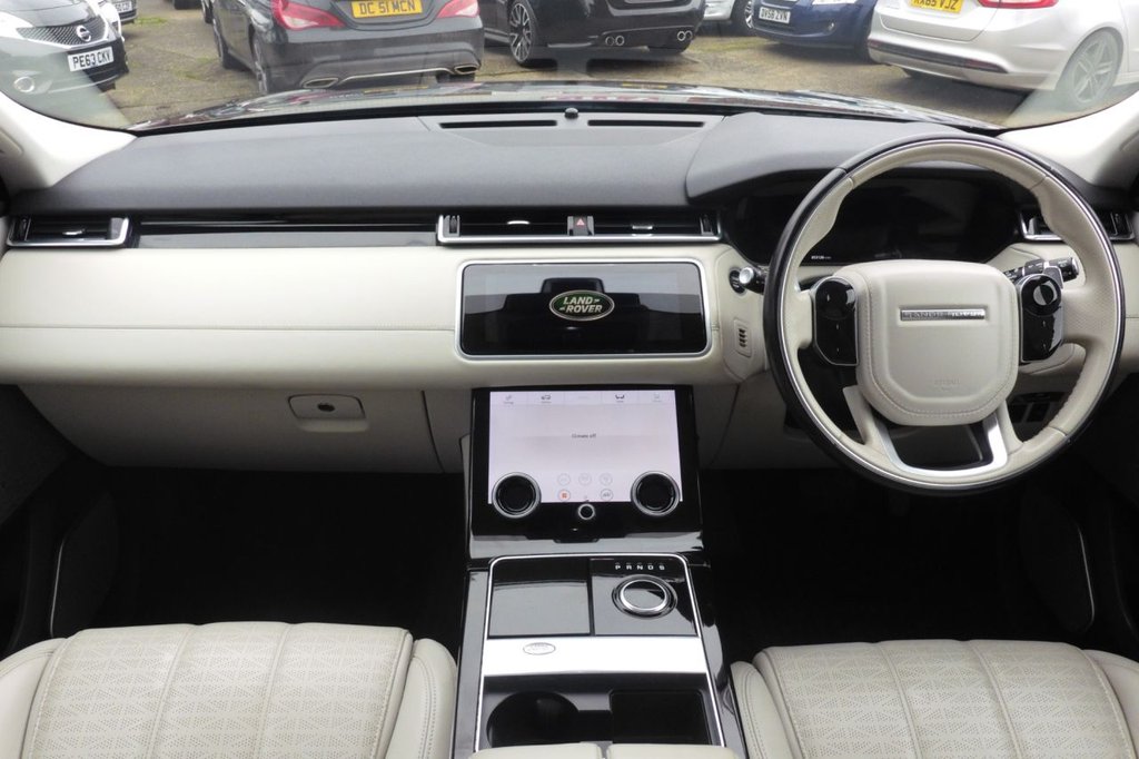 Used Land Rover Range Rover Velar 2017 for sale - 77724789: Photo 2