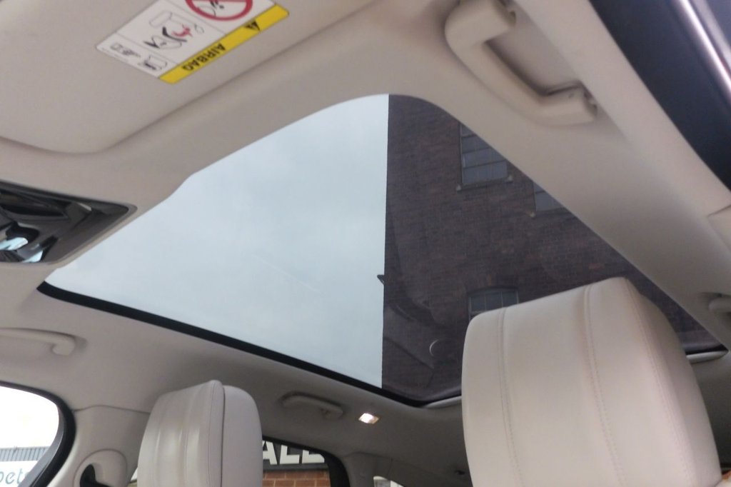 Used Land Rover Range Rover Velar 2017 for sale - 77724789: Photo 28