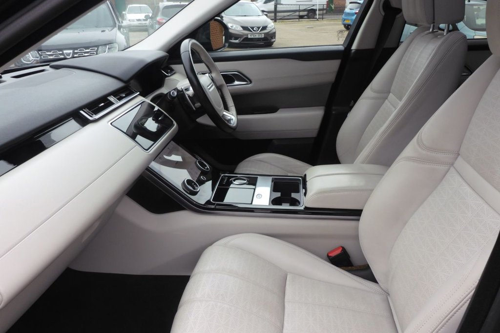 Used Land Rover Range Rover Velar 2017 for sale - 77724789: Photo 31