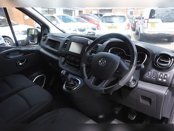 Used Vauxhall Vivaro 2018 for sale - 78631557: Photo