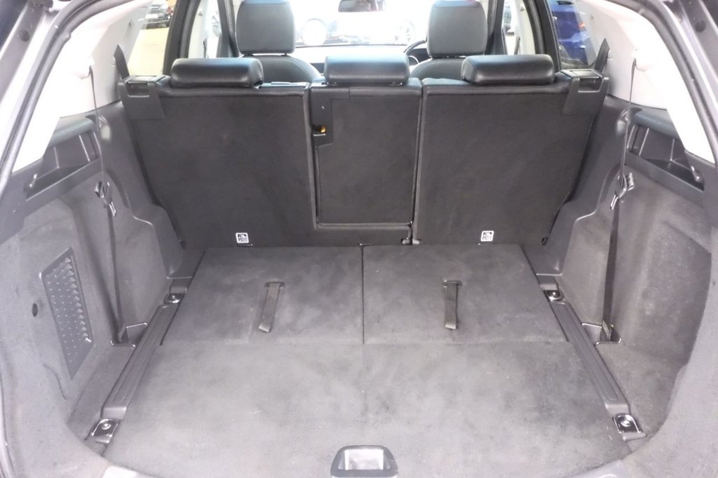 Used Land Rover Discovery Sport 2016 for sale - 78069103: Photo 16