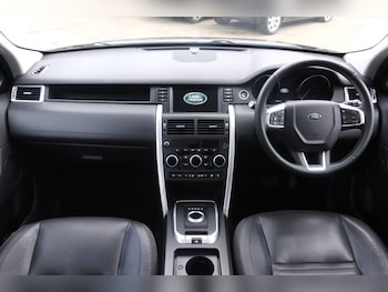 Used Land Rover Discovery Sport 2016 for sale - 79607669: Photo