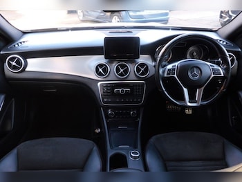 Used Mercedes-Benz GLA 2015 for sale - 77879686: Photo