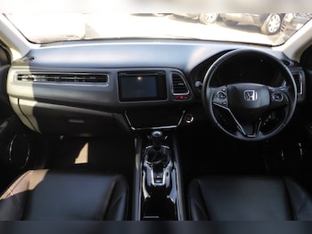 Used Honda HR-V 2015 for sale - 79506169: Photo