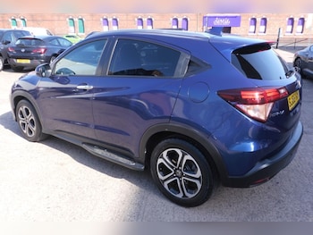 Used Honda HR-V 2015 for sale - 79506169: Photo