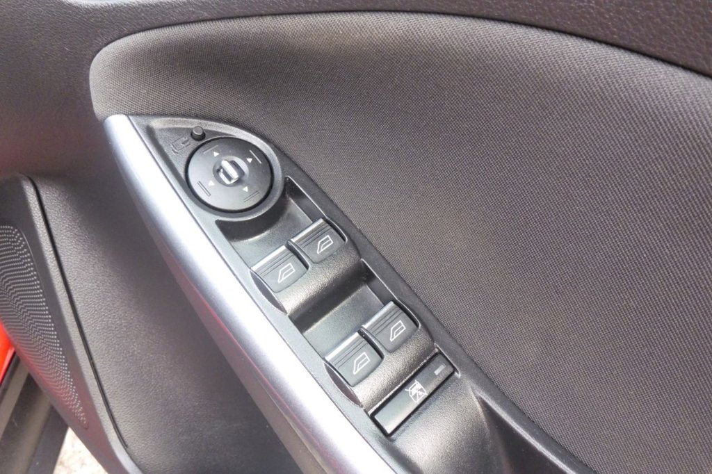 Used Ford Focus 2014 for sale - 77990754: Photo 15