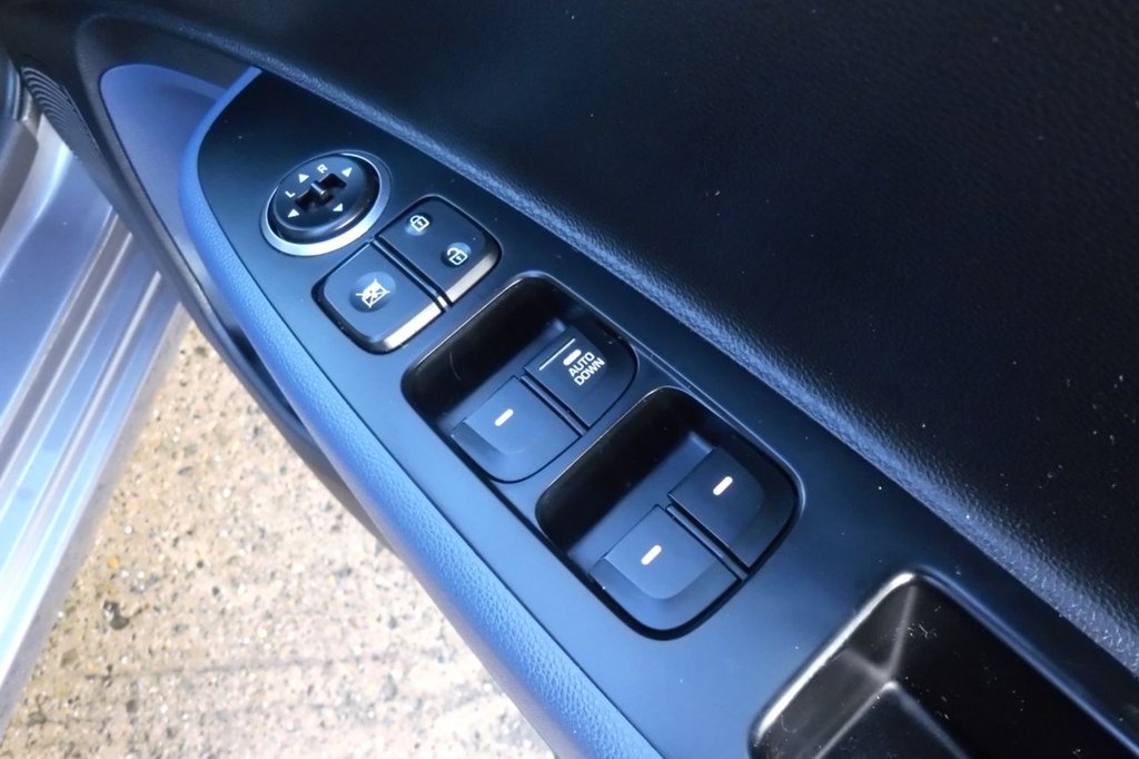 Used Hyundai i10 2015 for sale - 77724787: Photo 23