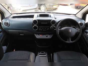 Used Peugeot Partner Tepee 2012 for sale - 79177885: Photo