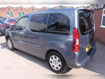 Used Peugeot Partner Tepee 2012 for sale - 79177885: Photo