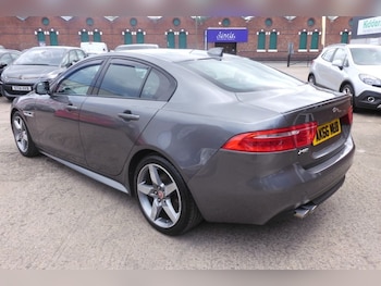 Used Jaguar XE 2016 for sale - 78850512: Photo