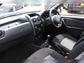 Used Dacia Duster 2017 for sale - 79103237: Photo