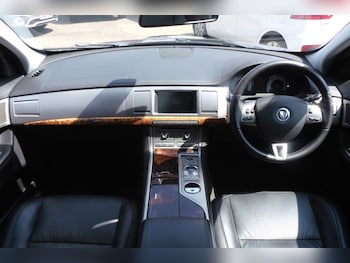 Used Jaguar XF 2010 for sale - 79358300: Photo