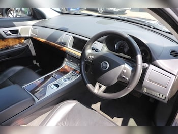 Used Jaguar XF 2010 for sale - 79358300: Photo