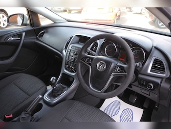 Used Vauxhall Astra 2015 for sale - 78725847: Photo