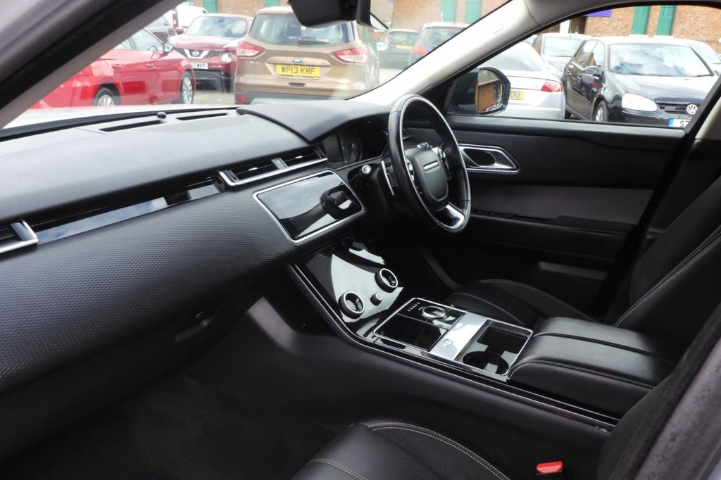 Used Land Rover Range Rover Velar 2017 for sale - 78002621: Photo 2