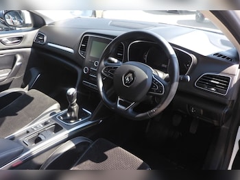 Used Renault Megane 2017 for sale - 79166232: Photo