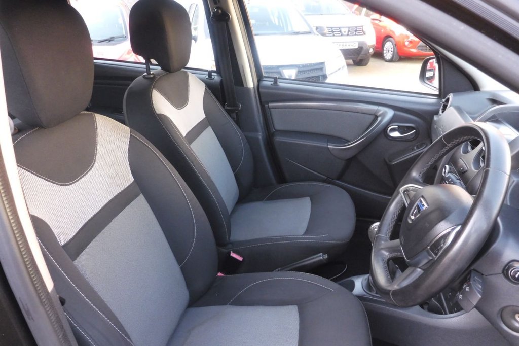 Used Dacia Duster 2017 for sale - 77952505: Photo 14