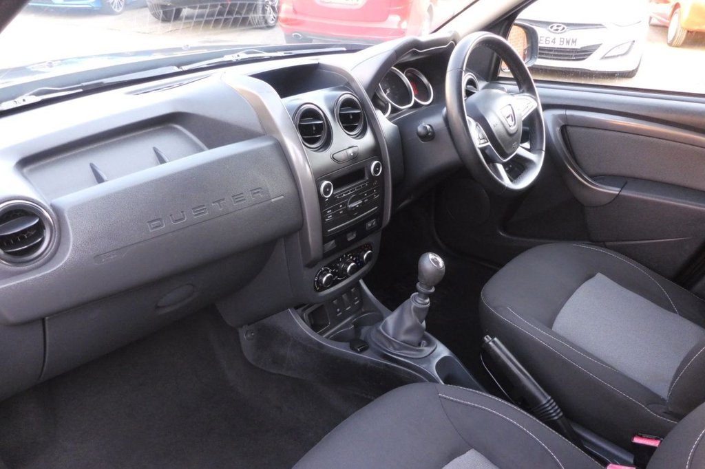 Used Dacia Duster 2017 for sale - 77952505: Photo 2