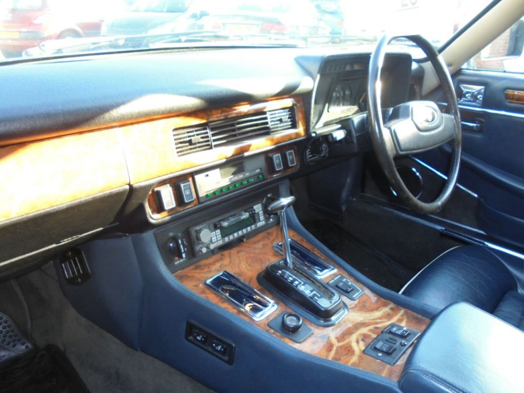 Used Jaguar XJS 1987 for sale - 77724766: Photo 9