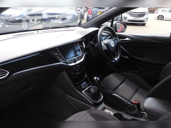 Used Vauxhall Astra 2016 for sale - 79089861: Photo