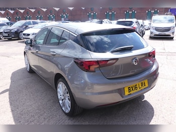 Used Vauxhall Astra 2016 for sale - 79089861: Photo