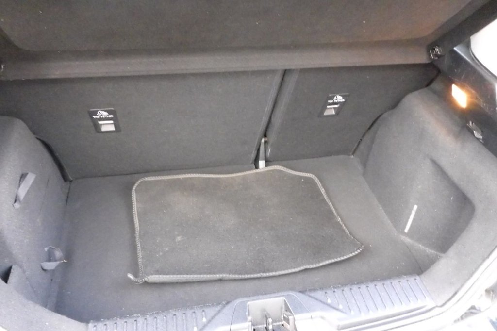 Used Ford Fiesta 2017 for sale - 77724780: Photo 29