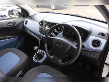 Used Hyundai i10 2014 for sale - 78644892: Photo