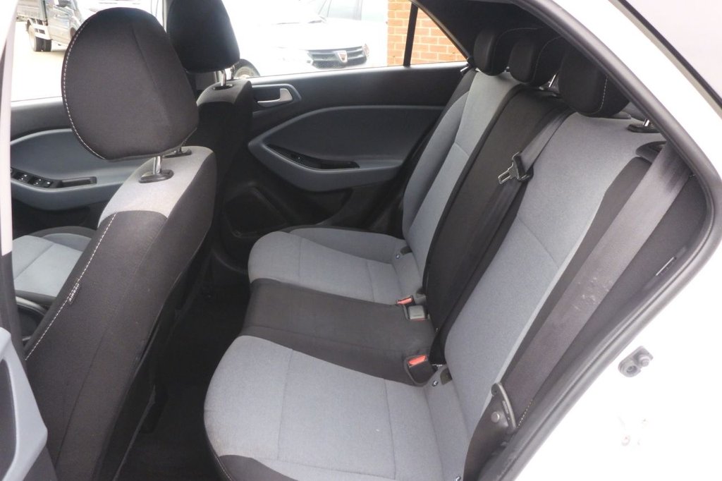 Used Hyundai i20 2016 for sale - 77734259: Photo 24