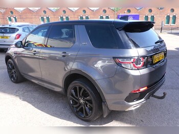Used Land Rover Discovery Sport 2018 for sale - 78413771: Photo