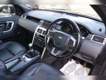 Used Land Rover Discovery Sport 2018 for sale - 78413771: Photo