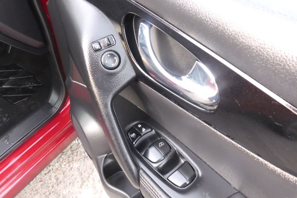 Used Nissan Qashqai 2015 for sale - 77966935: Photo 19