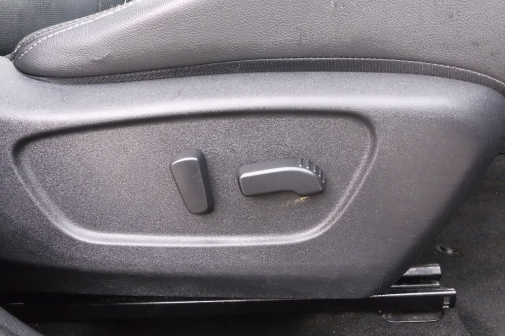 Used Nissan Qashqai 2015 for sale - 77966935: Photo 21